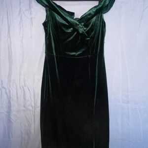 Elegant Green Velvet Dress